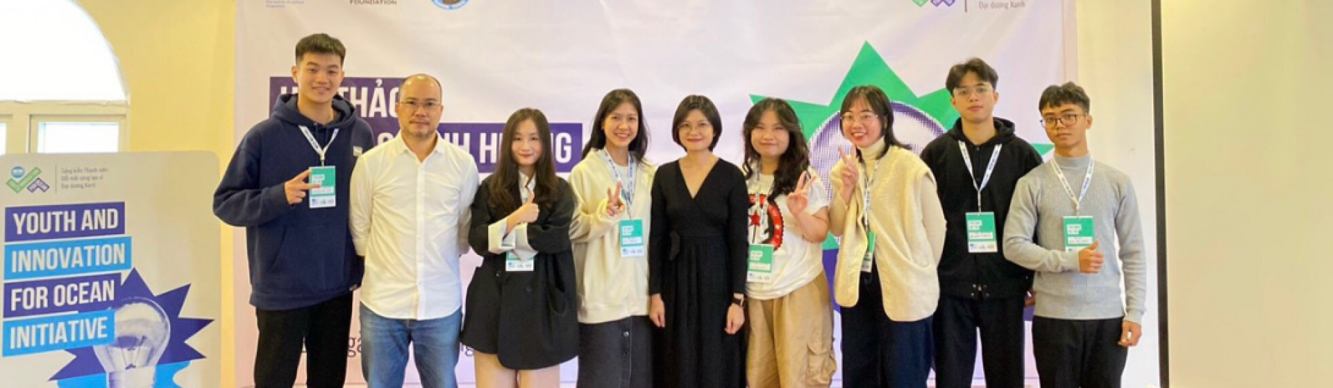 Đội thi Cá Voi của HCMUNRE